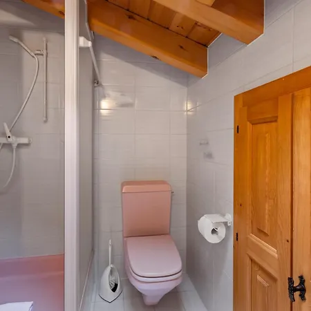 Chalet Spacieux Dans Le Val Ferret Orsières