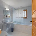 Spacieux Dans Le Val Ferret Chalet