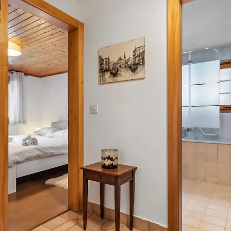 Spacieux Dans Le Val Ferret Шале *