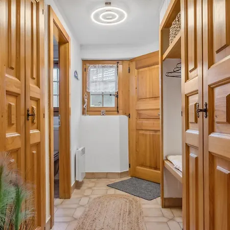 Spacieux Dans Le Val Ferret Шале Орсьер